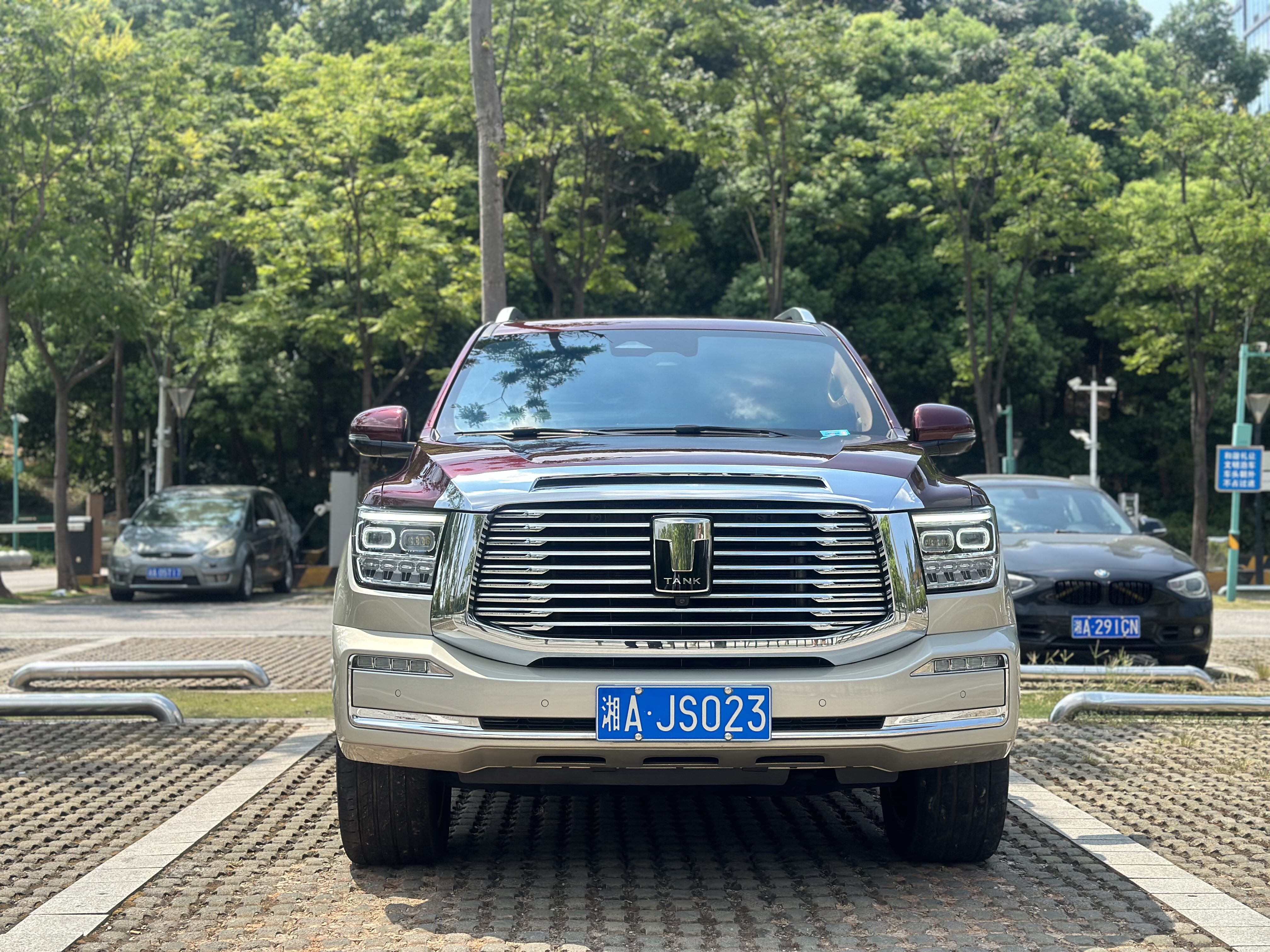 تانك 500 2022 3.0T High End Custom Edition 5 مقاعد