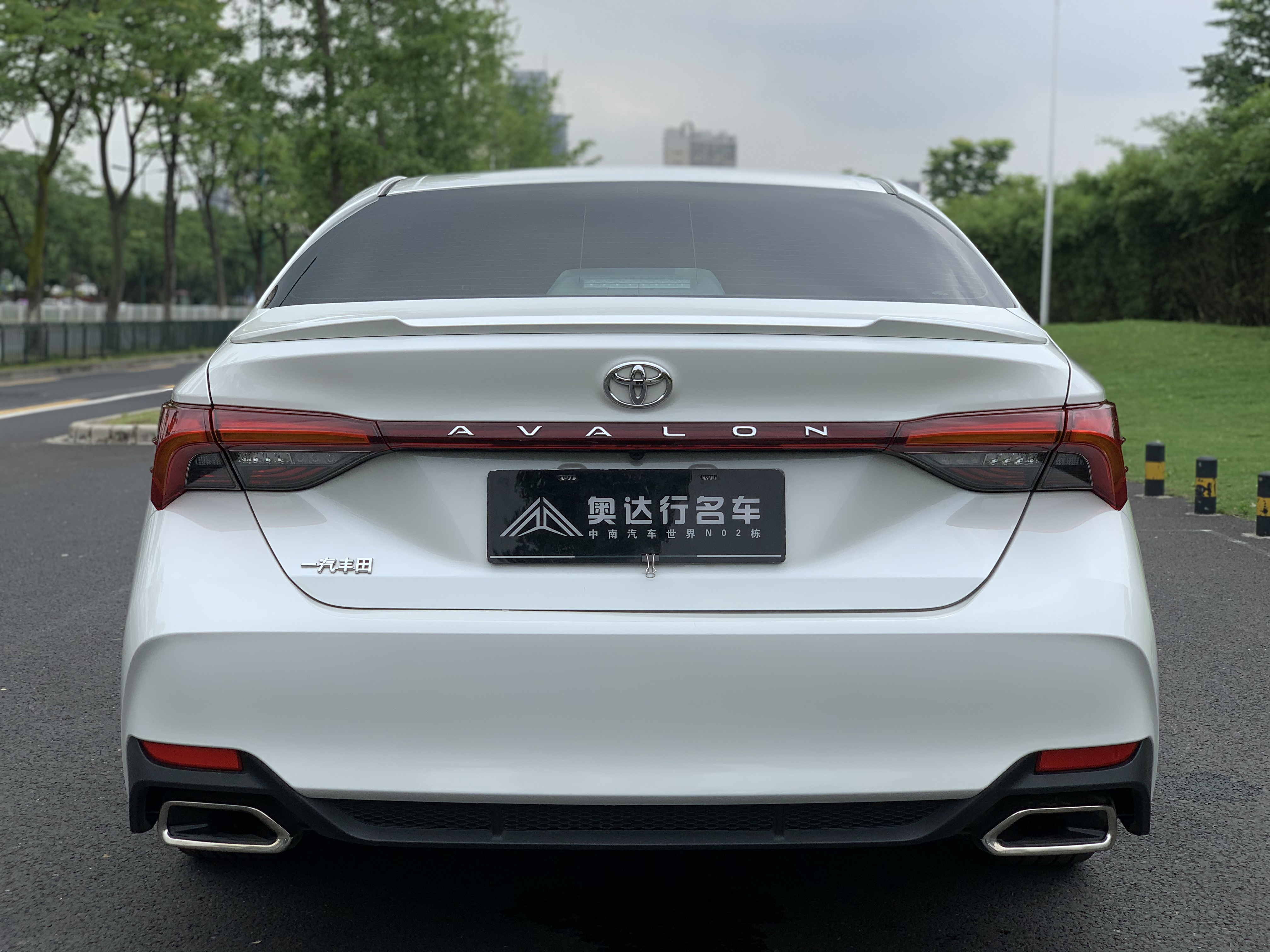 تويوتا أفالون 2019 2.5L Enterprise Edition