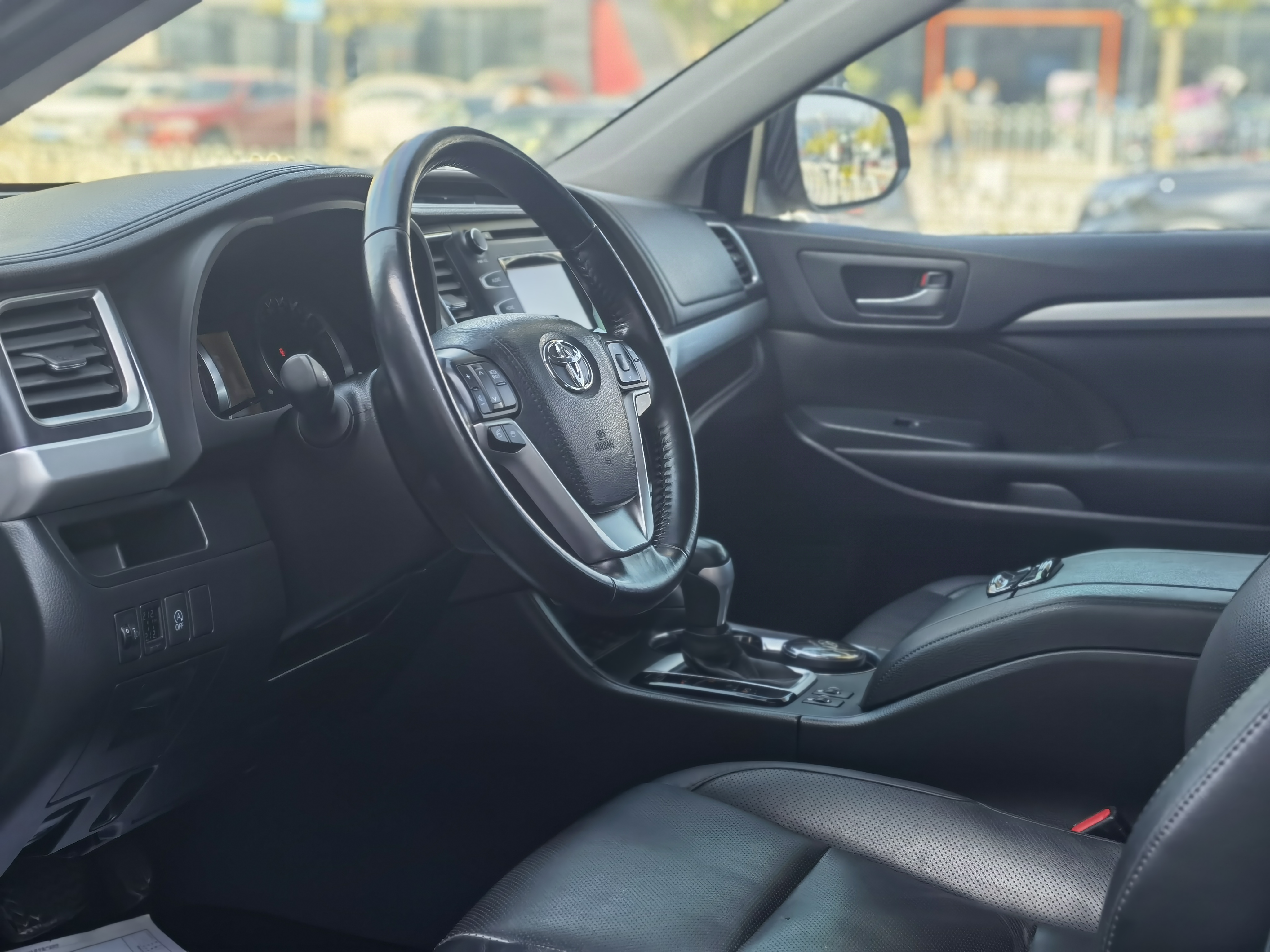 تويوتا هايلاندر 2015 2.0T 4WD Luxury Edition 7-Seater