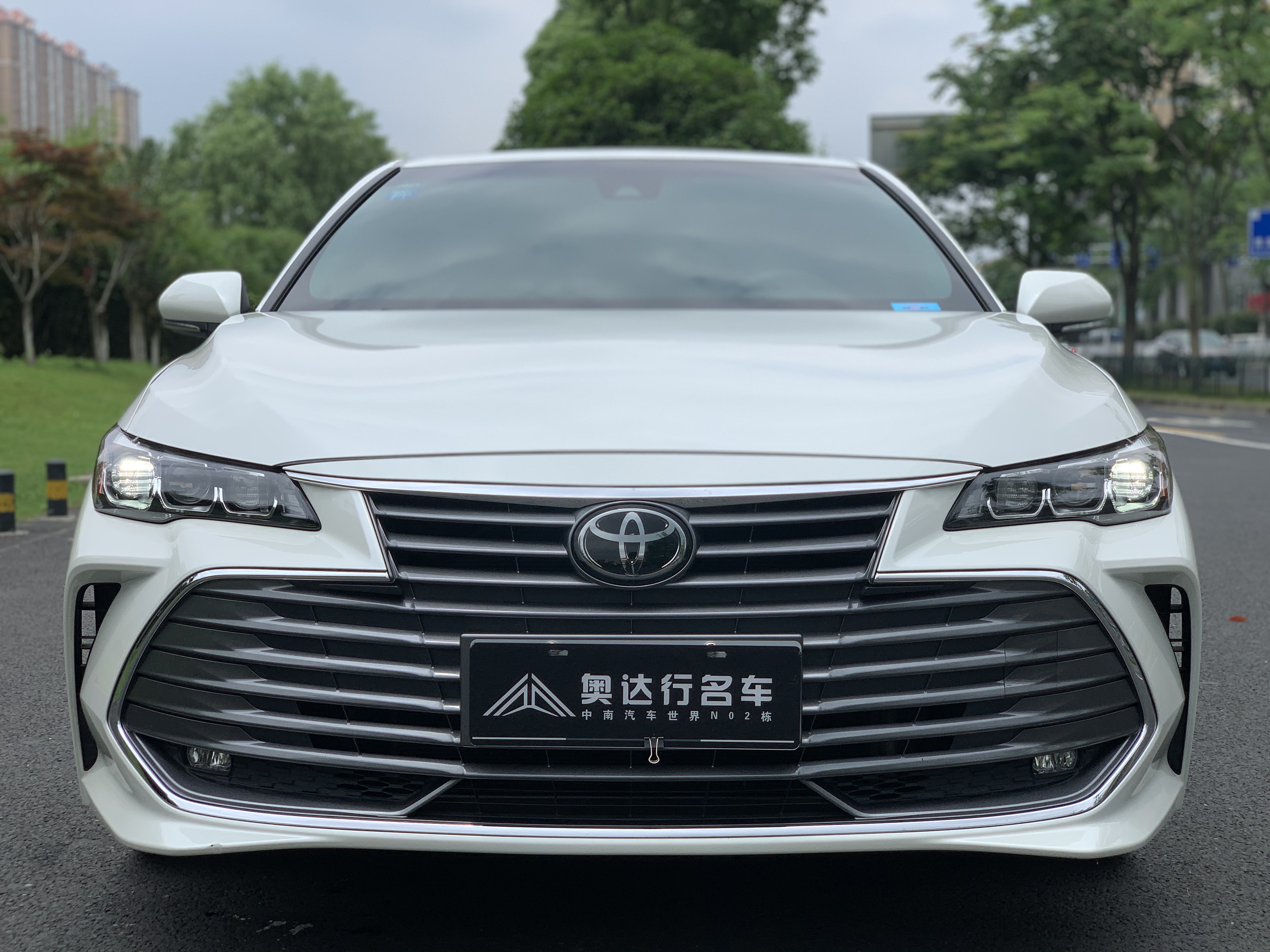 تويوتا أفالون 2019 2.5L Enterprise Edition