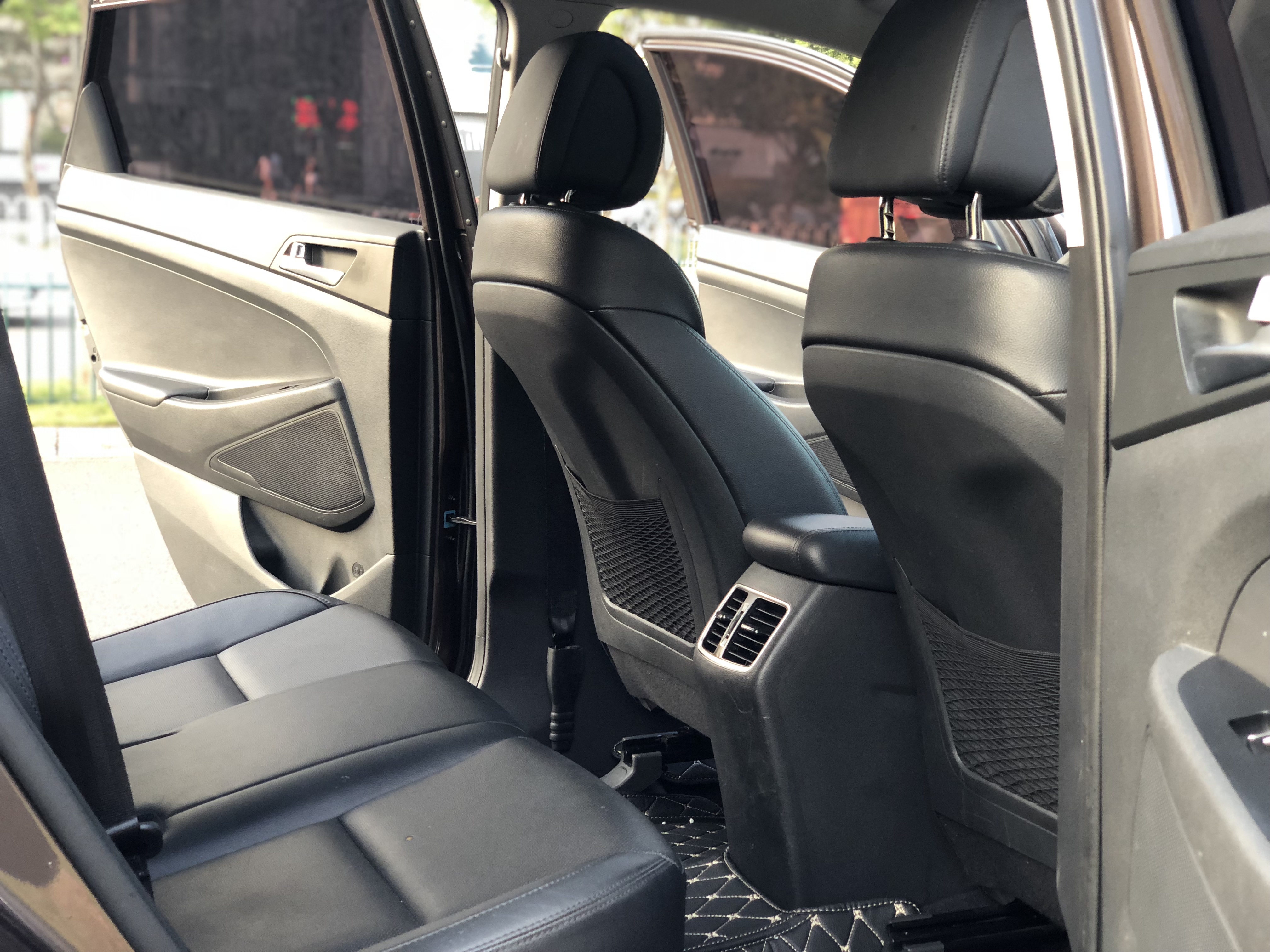 هيونداي توسان 2015 1.6T Dual Clutch Two Wheel Drive Intelligent Model