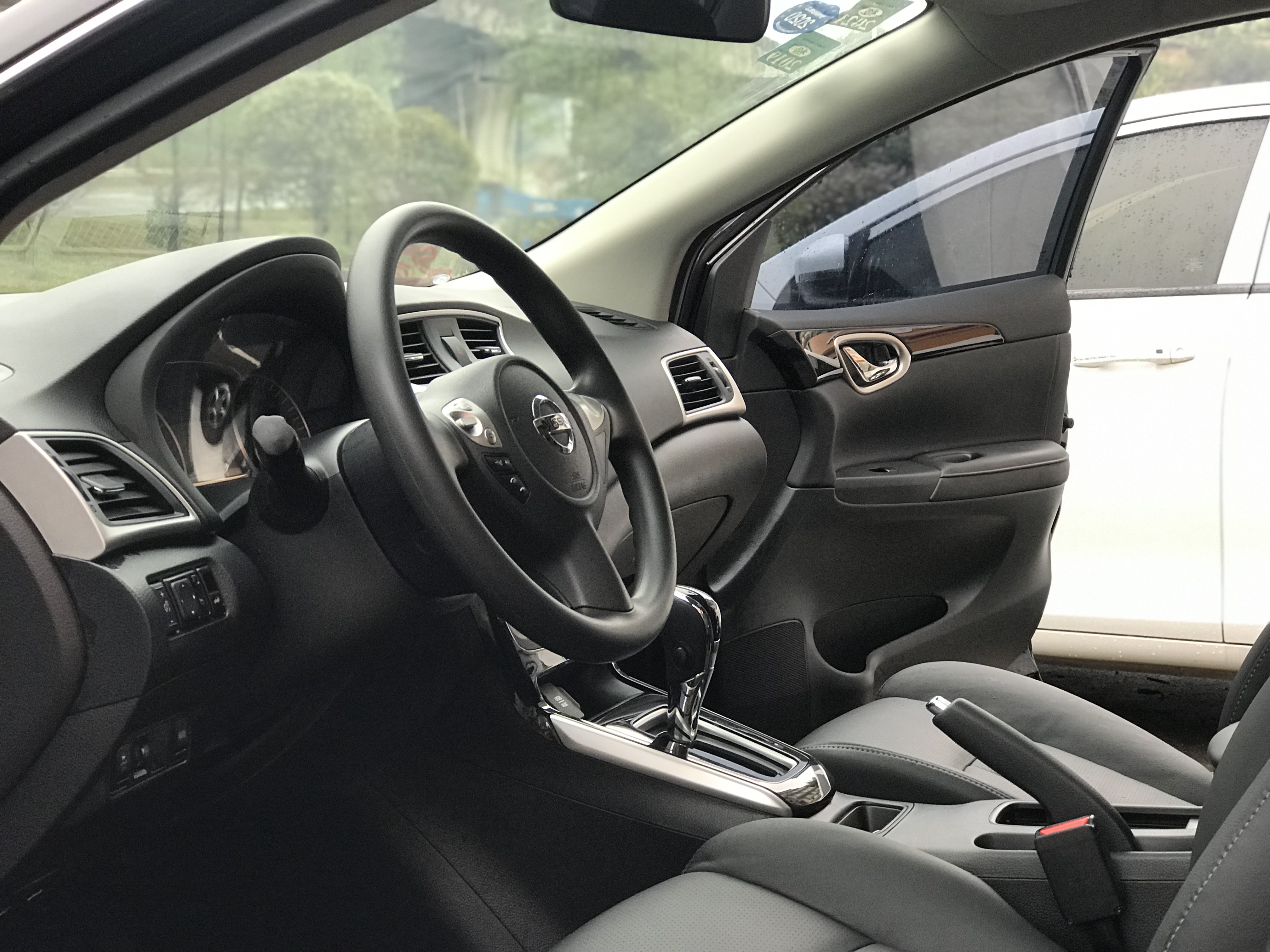نيسان سيلفي 2016 1.6XL CVT Premium Edition