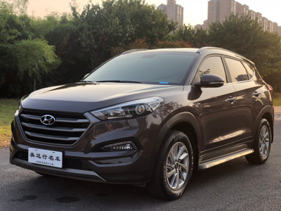 هيونداي توسان 2015 1.6T Dual Clutch Two Wheel Drive Intelligent Model