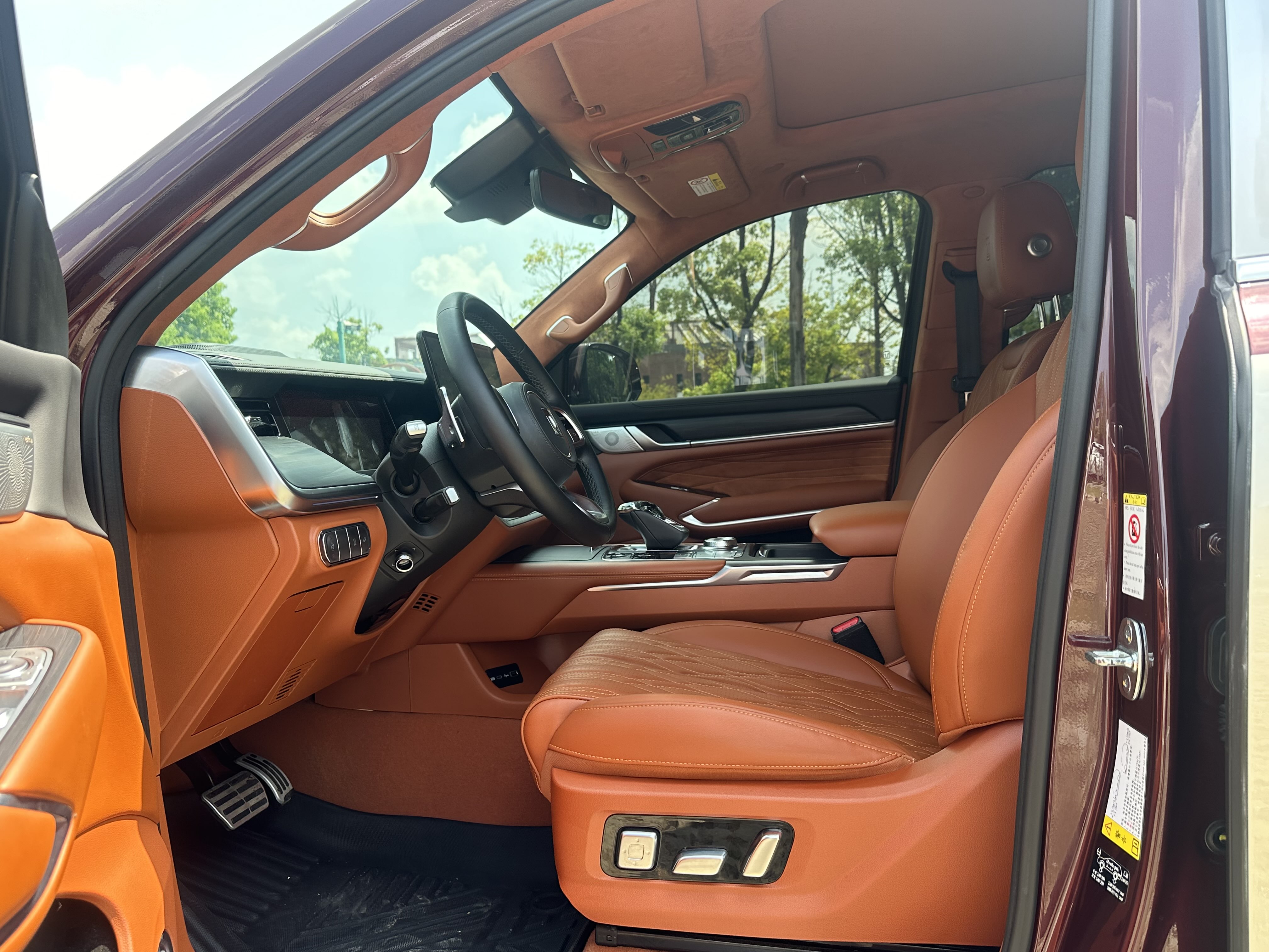تانك 500 2022 3.0T High End Custom Edition 5 مقاعد