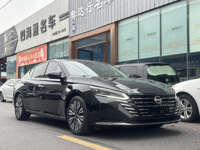 نيسان تيانا 2021 2.0L XL Comfort Edition