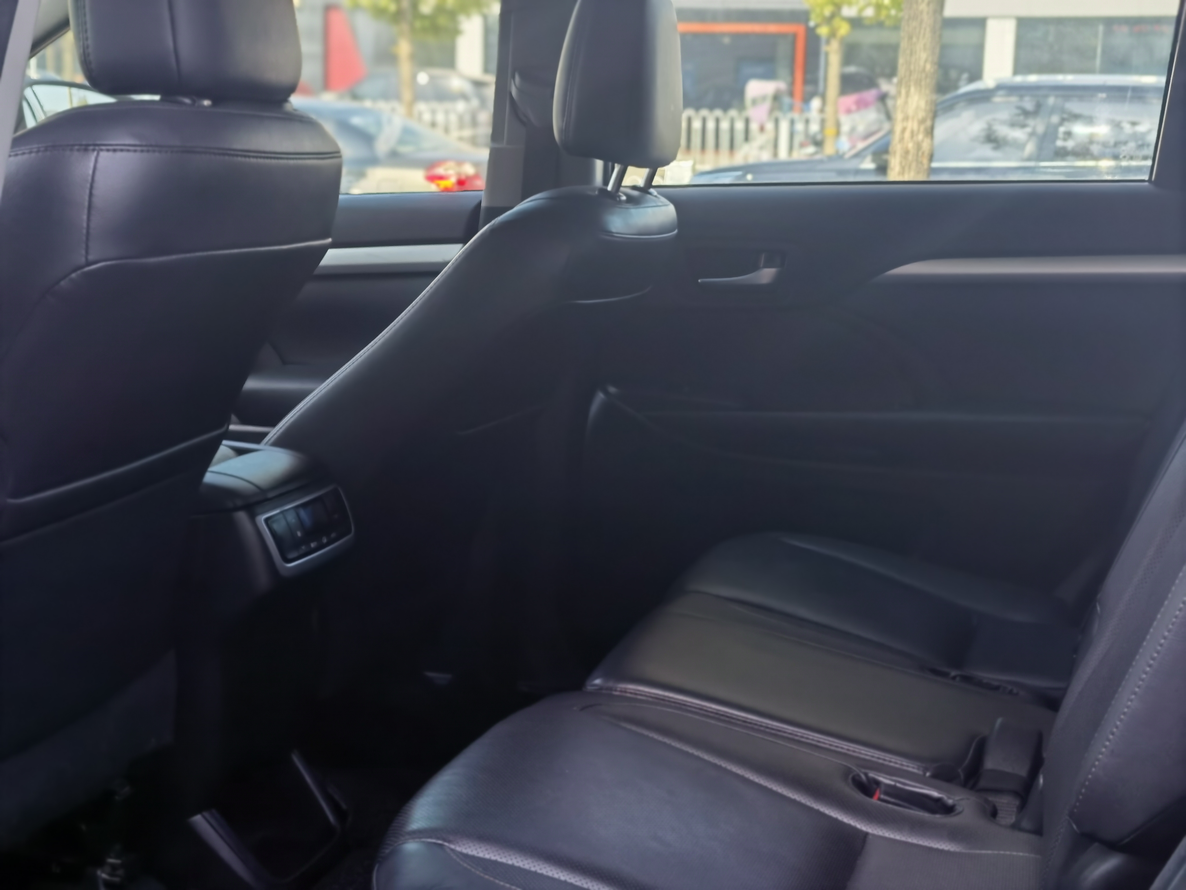 تويوتا هايلاندر 2015 2.0T 4WD Luxury Edition 7-Seater