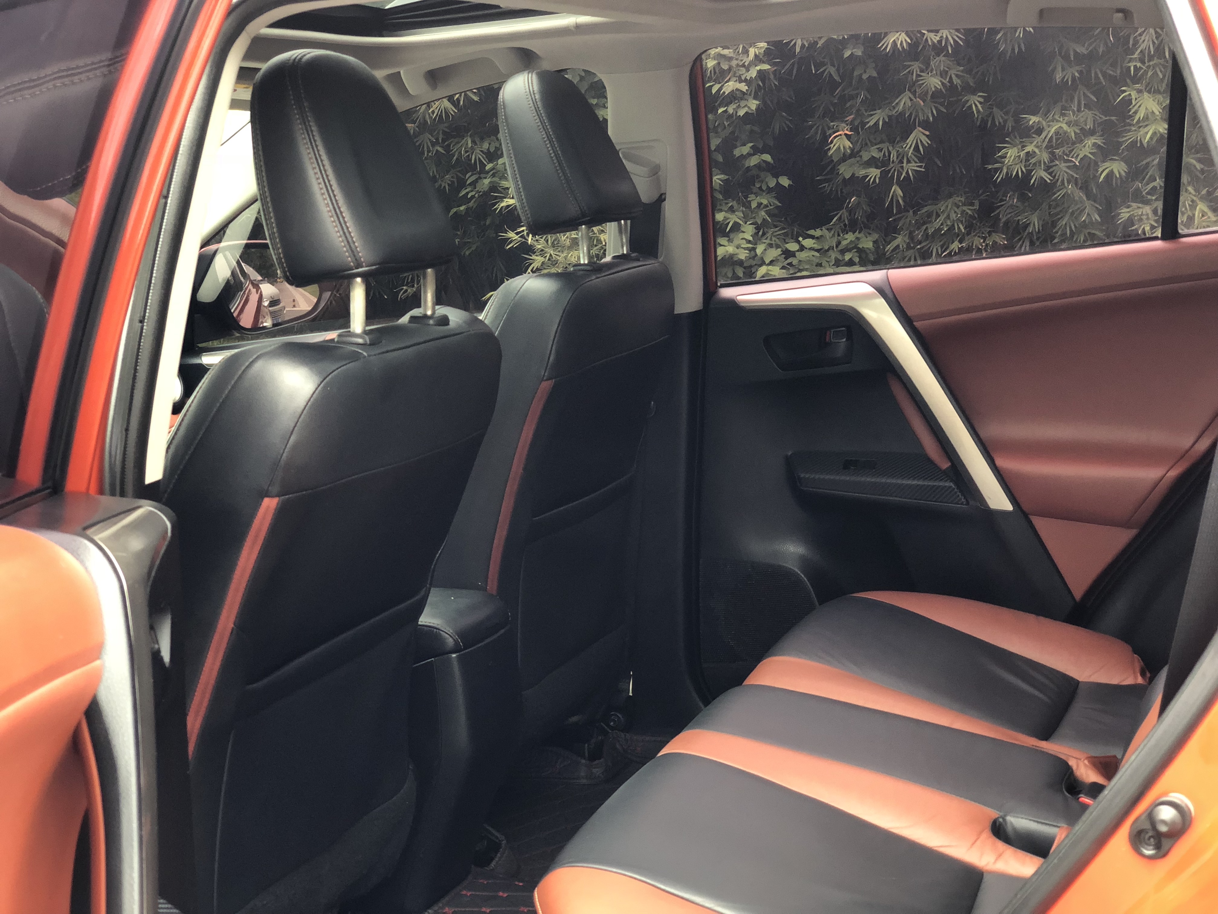 تويوتا راف4 2013 2.5L ناقل حركة أوتوماتيكي 4WD Elite Edition