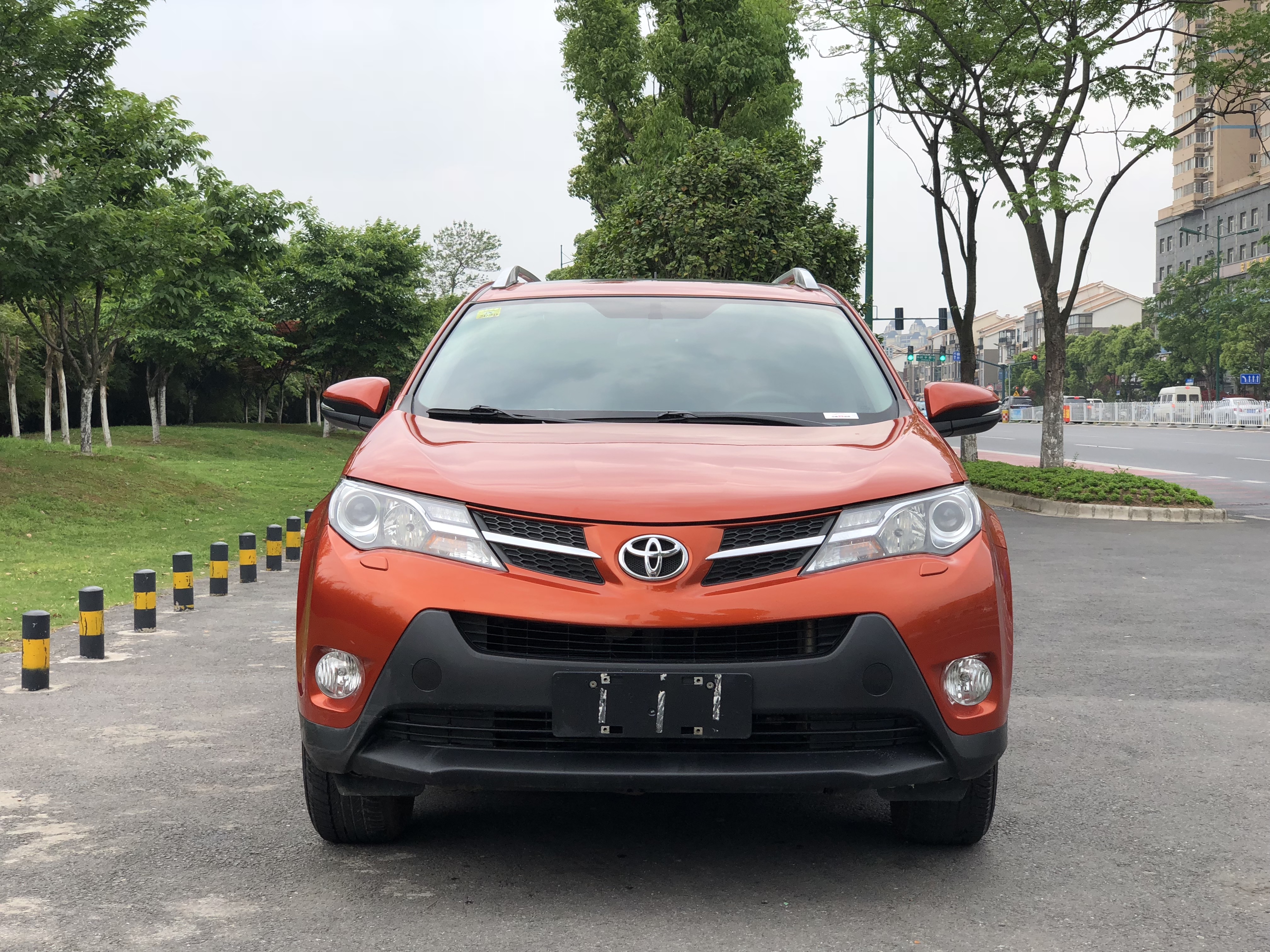 تويوتا راف4 2013 2.5L ناقل حركة أوتوماتيكي 4WD Elite Edition